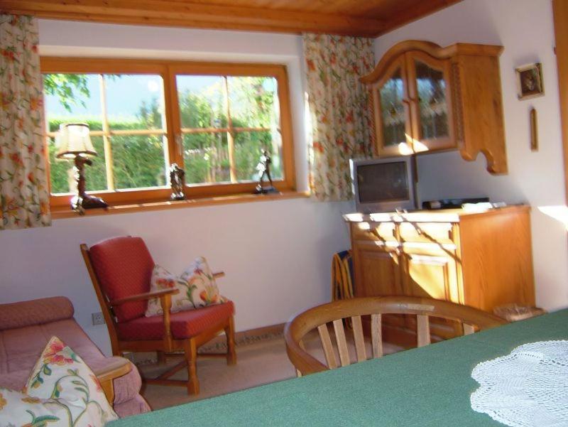 Gartenwohnung Robinigg Maishofen Luaran gambar